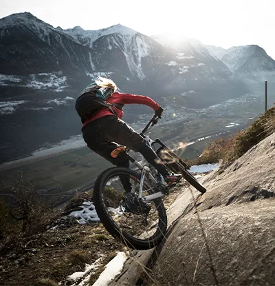 biciklista sa opremom za bicikla mtb bicikli BiH