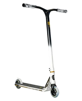 Lucky Romobil Jon marco Gaydos Signature Pro Scooter 500089 White (1)