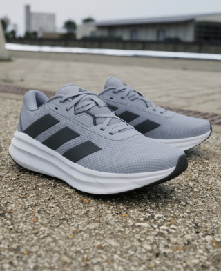 Alternative view of Adidas Patike Galaxy 7