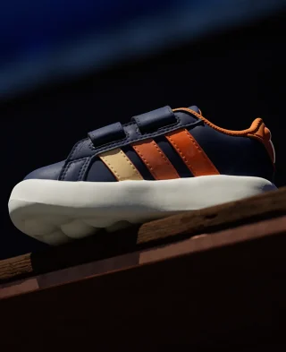 Alternative view of Adidas Patike Grand Court Mickey