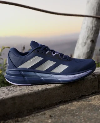 Alternative view of Adidas Patike Questar 3 Running